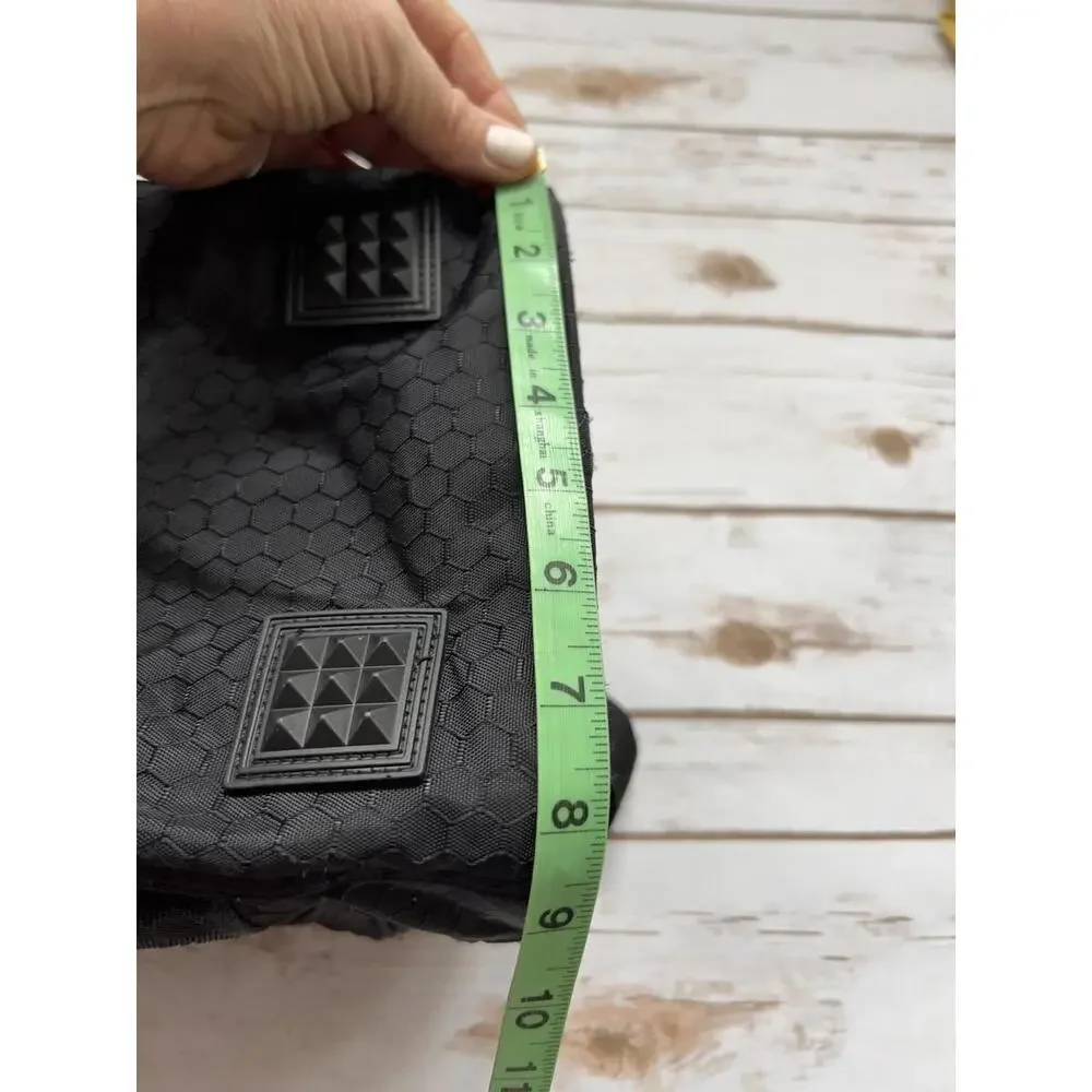 Under Armour Blue and Black Duffel Bag‎